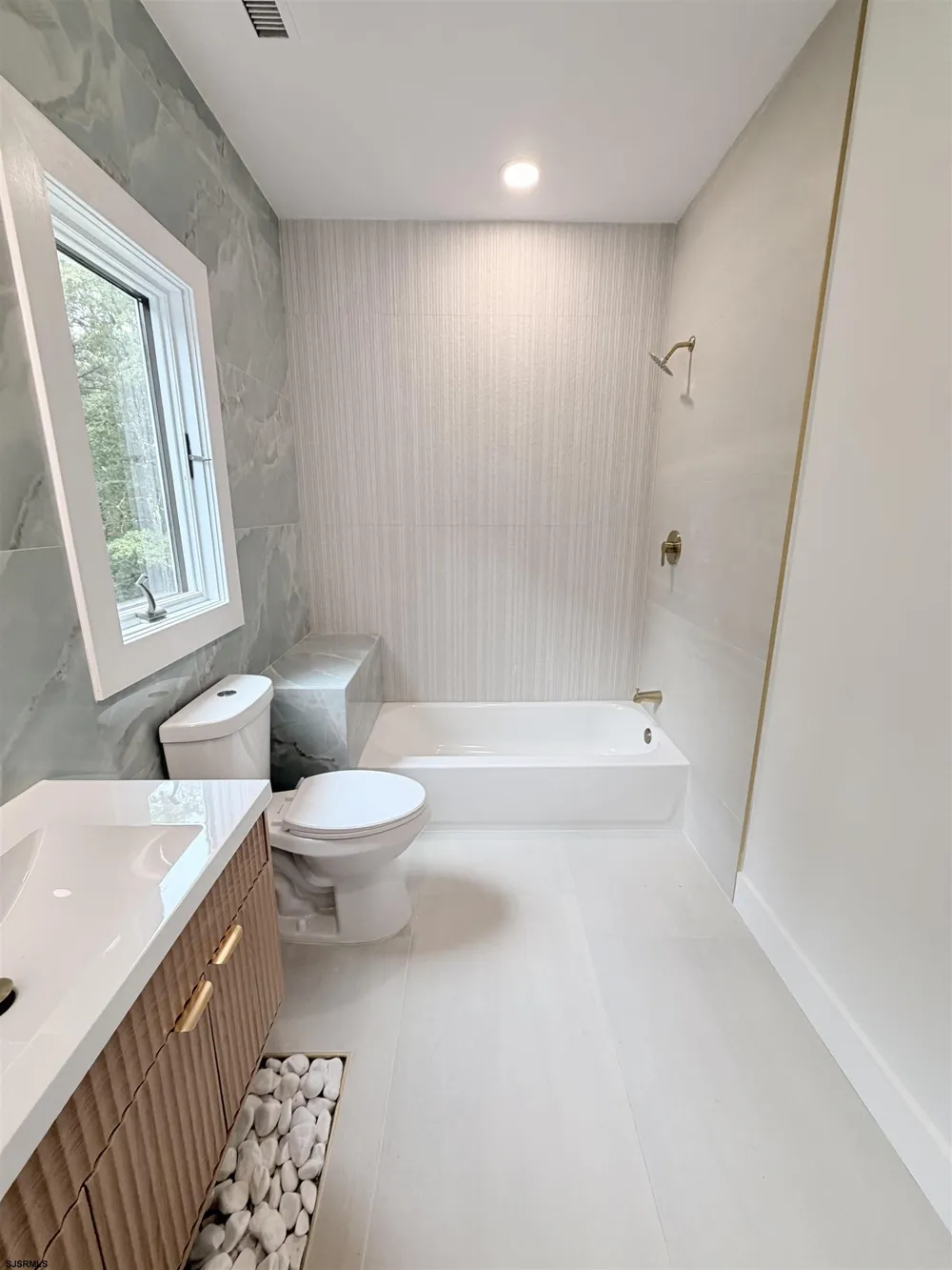 209 Shady Knoll Ln Galloway Township, NJ 08205