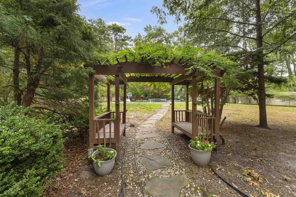 209 Shady Knoll Ln Galloway Township, NJ 08205