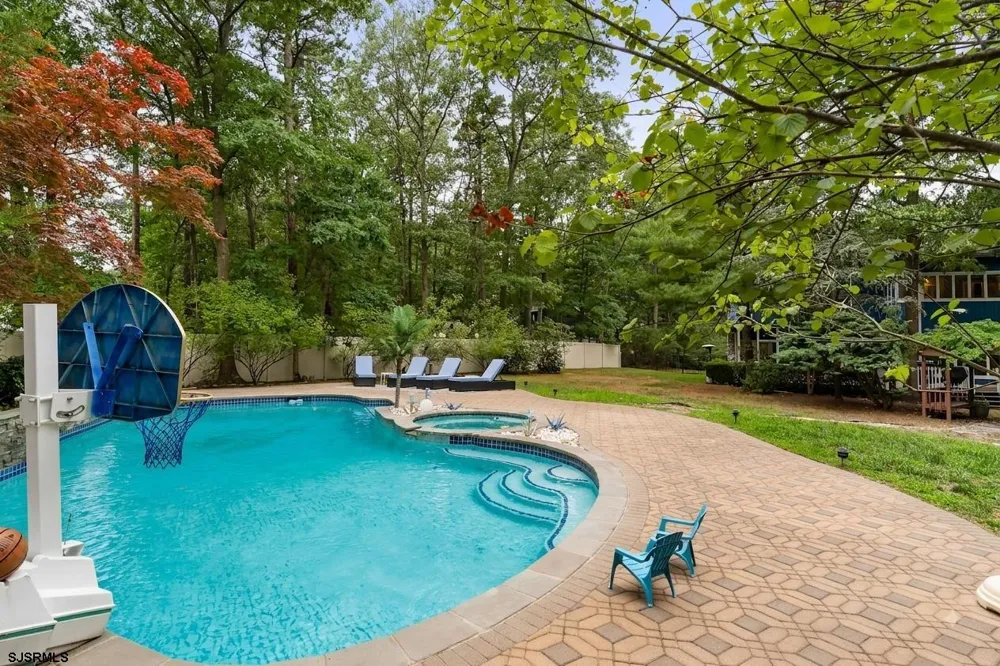 209 Shady Knoll Ln Galloway Township, NJ 08205