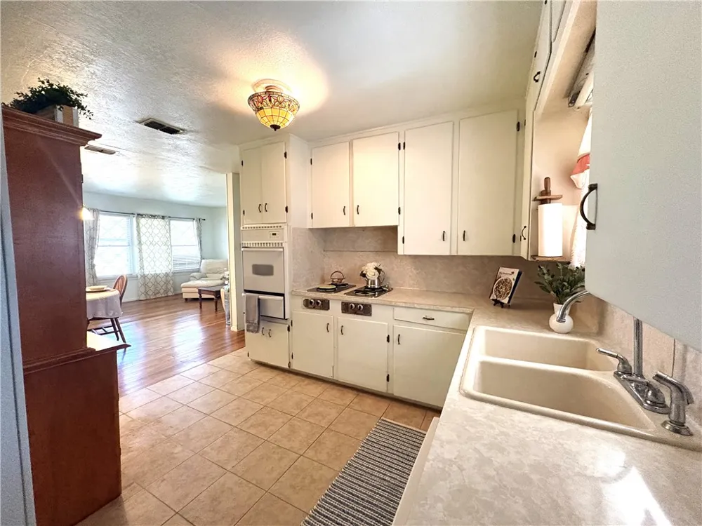 1213 Belmeade Drive Corpus Christi, TX 78412