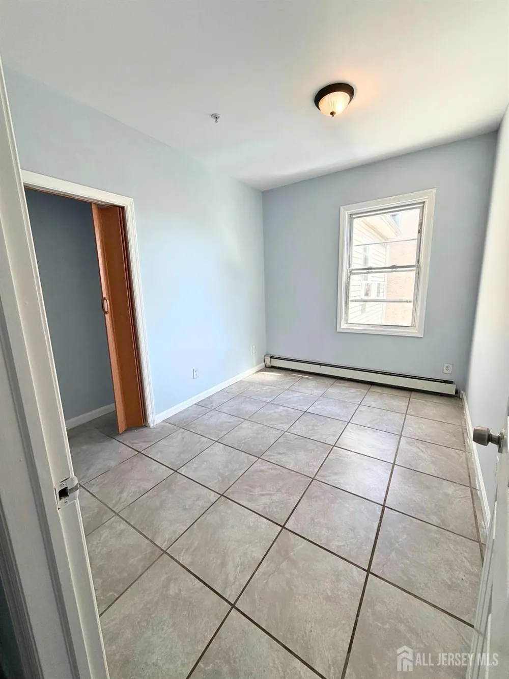 410-412 1st Avenue #2 Elizabeth, NJ 07206