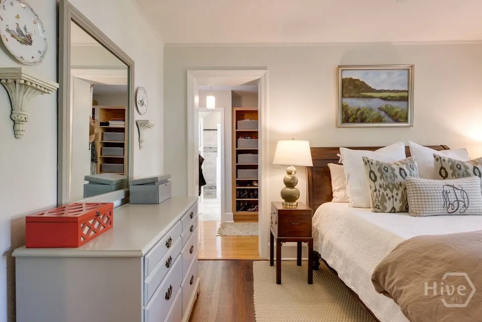 403 Parkway Drive Athens, GA 30606