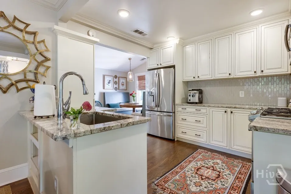 403 Parkway Drive Athens, GA 30606