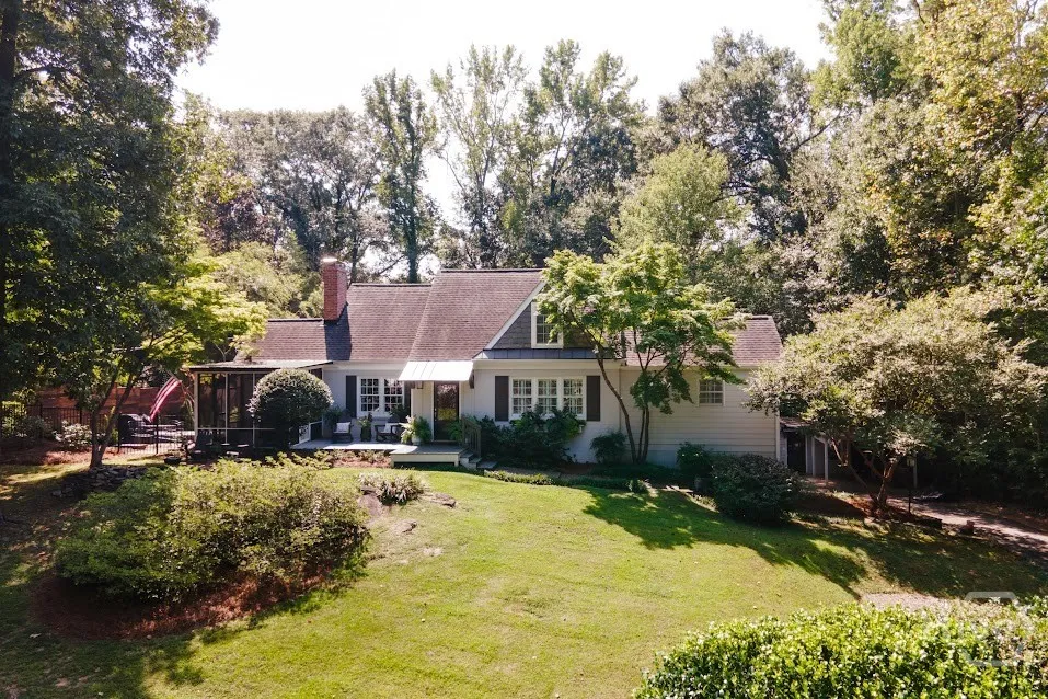 403 Parkway Drive Athens, GA 30606