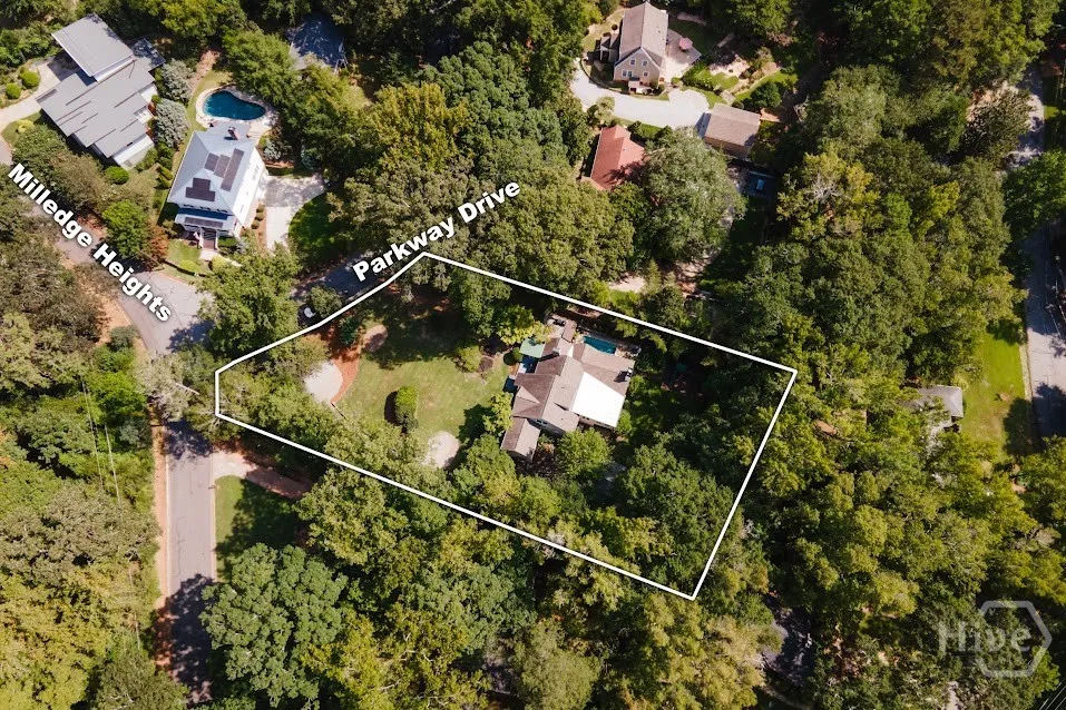 403 Parkway Drive Athens, GA 30606