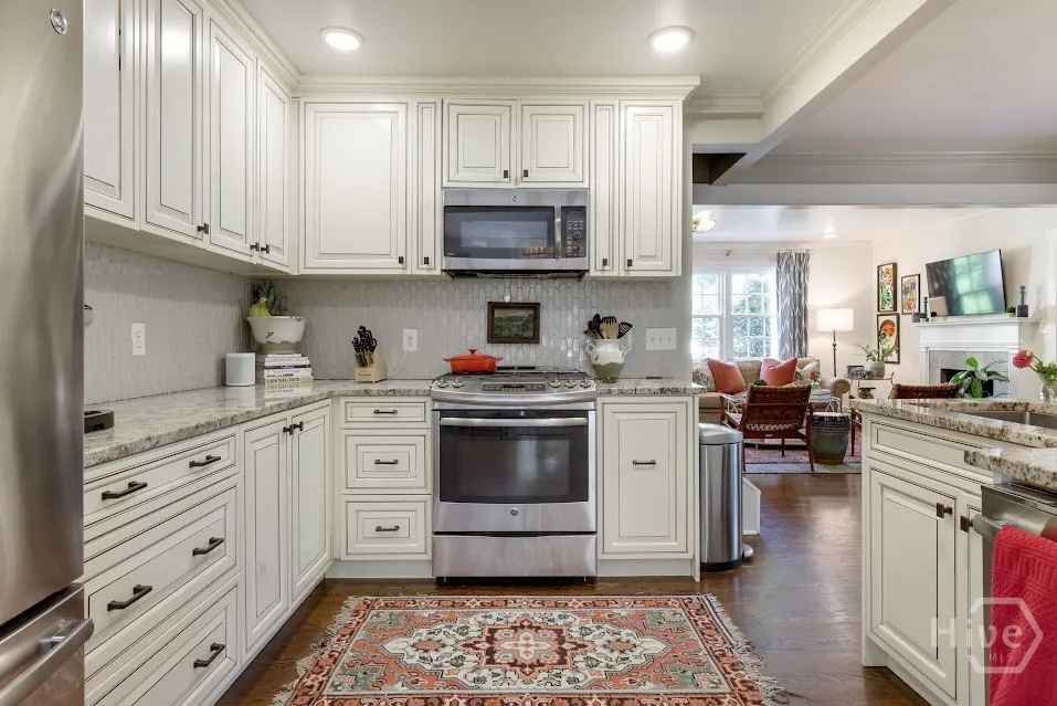 403 Parkway Drive Athens, GA 30606