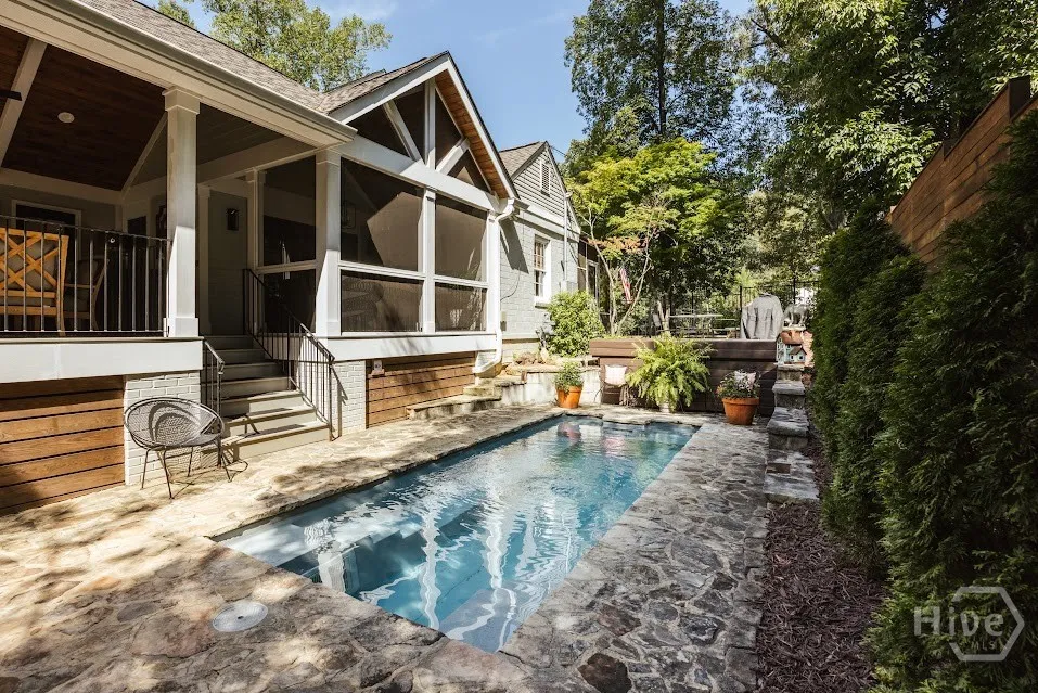 403 Parkway Drive Athens, GA 30606