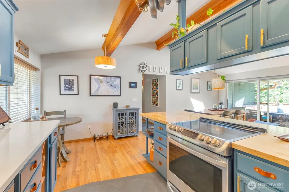 5811 Vickery Avenue E Tacoma, WA 98443