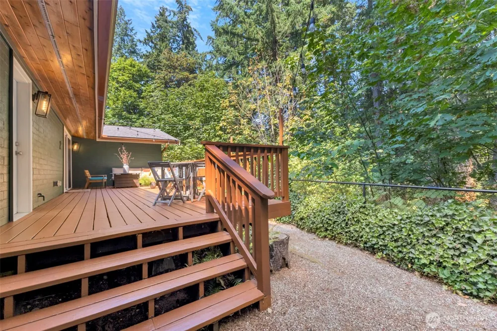 5811 Vickery Avenue E Tacoma, WA 98443