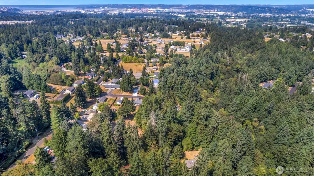 5811 Vickery Avenue E Tacoma, WA 98443