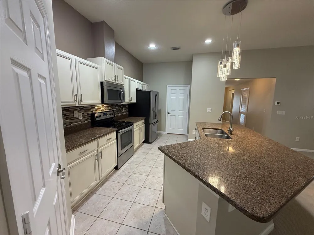 120 PRESTWICK GRANDE DRIVE Daytona Beach, FL 32124