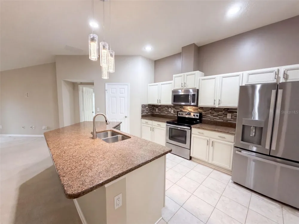 120 PRESTWICK GRANDE DRIVE Daytona Beach, FL 32124
