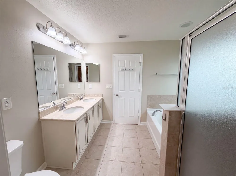 120 PRESTWICK GRANDE DRIVE Daytona Beach, FL 32124