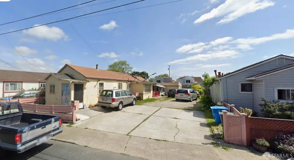 1052 Huntington Avenue E San Bruno, CA 94066