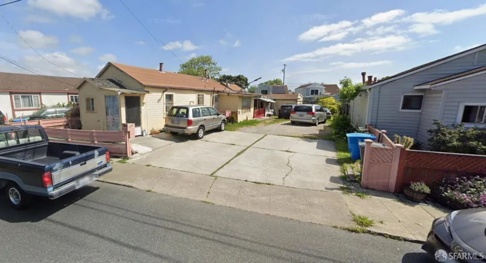 1052 Huntington Avenue E San Bruno, CA 94066
