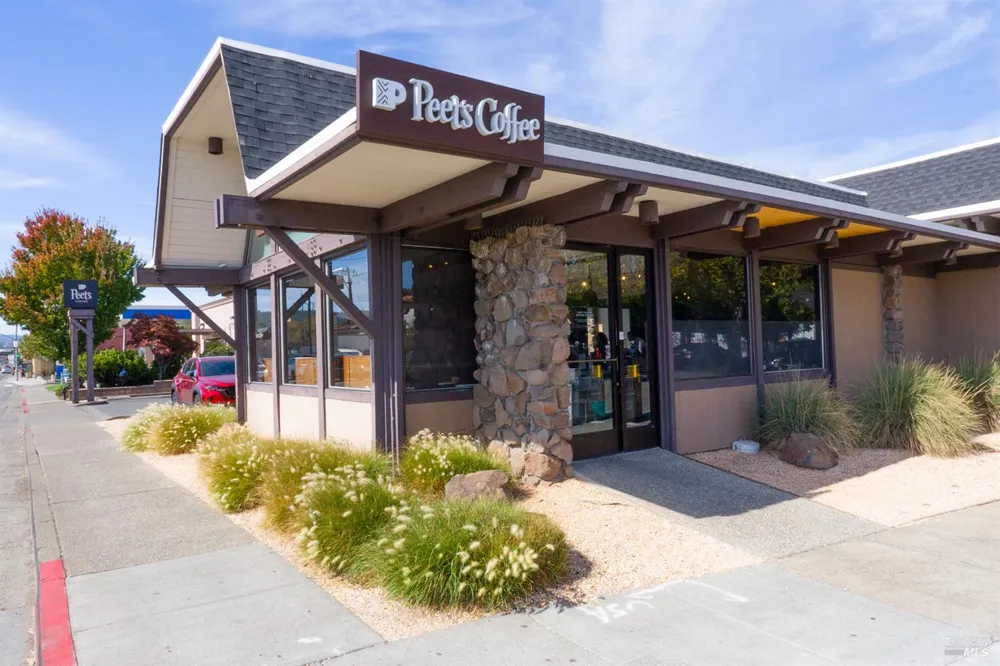 22 Mooring Road San Rafael, CA 94901