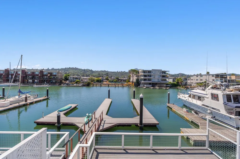 22 Mooring Road San Rafael, CA 94901