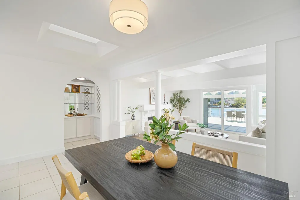 22 Mooring Road San Rafael, CA 94901
