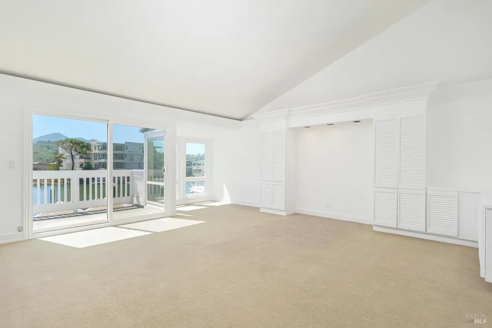 22 Mooring Road San Rafael, CA 94901