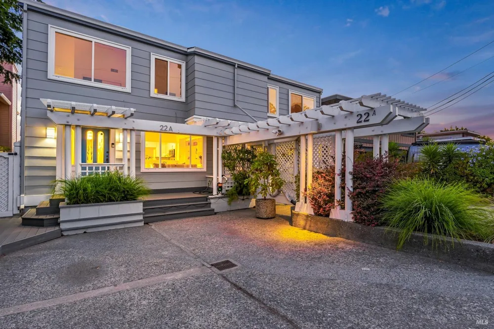 22 Mooring Road San Rafael, CA 94901