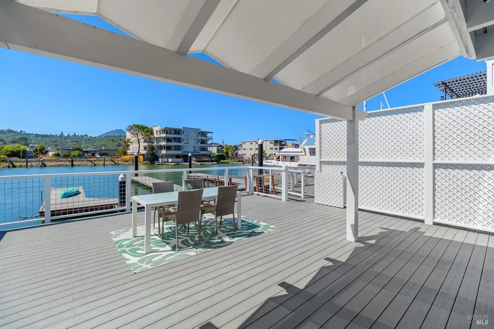 22 Mooring Road San Rafael, CA 94901