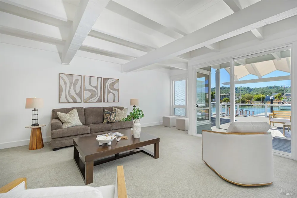 22 Mooring Road San Rafael, CA 94901