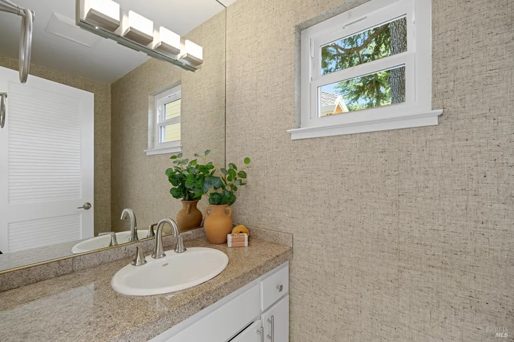 22 Mooring Road San Rafael, CA 94901