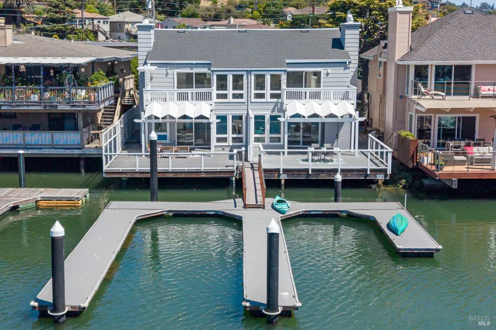22 Mooring Road San Rafael, CA 94901