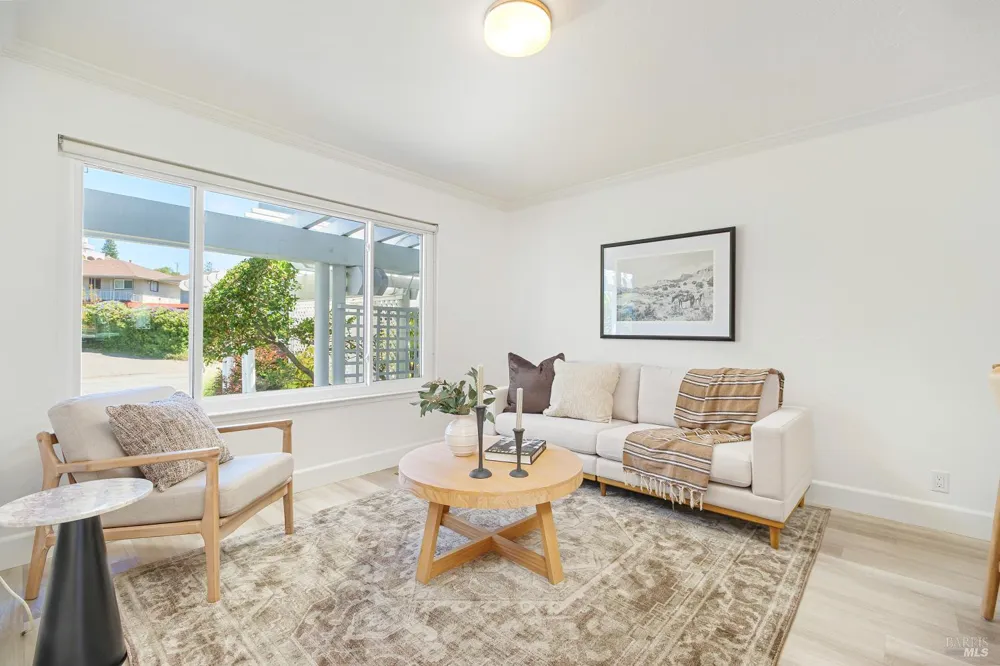 22 Mooring Road San Rafael, CA 94901