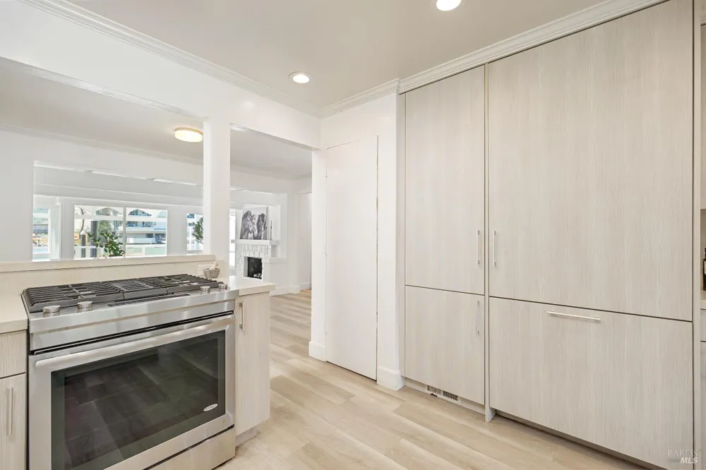 22 Mooring Road San Rafael, CA 94901