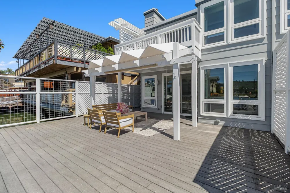 22 Mooring Road San Rafael, CA 94901