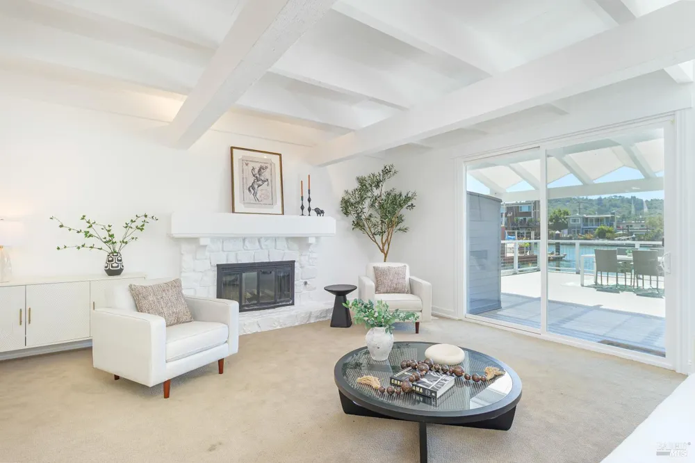 22 Mooring Road San Rafael, CA 94901