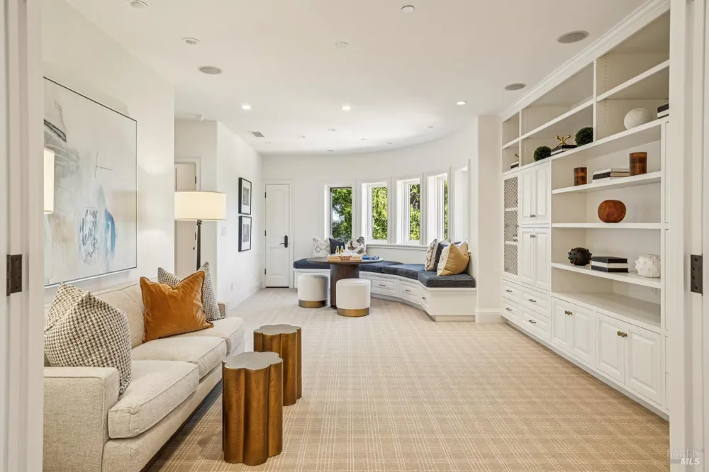 65 Rock Road Kentfield, CA 94904