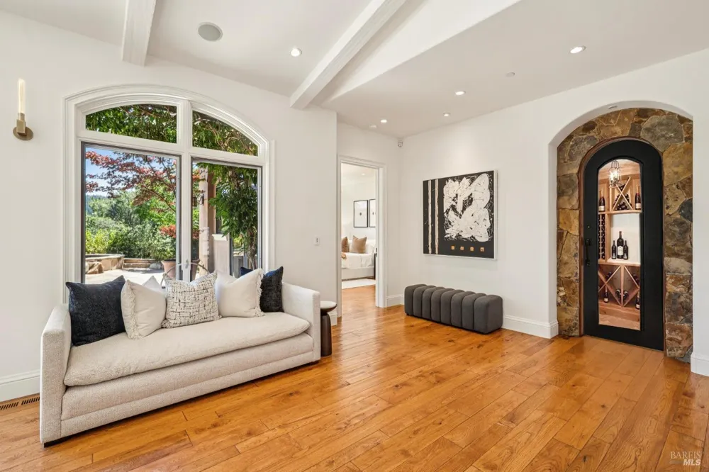 65 Rock Road Kentfield, CA 94904
