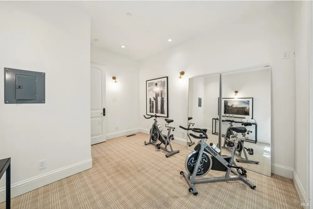 65 Rock Road Kentfield, CA 94904