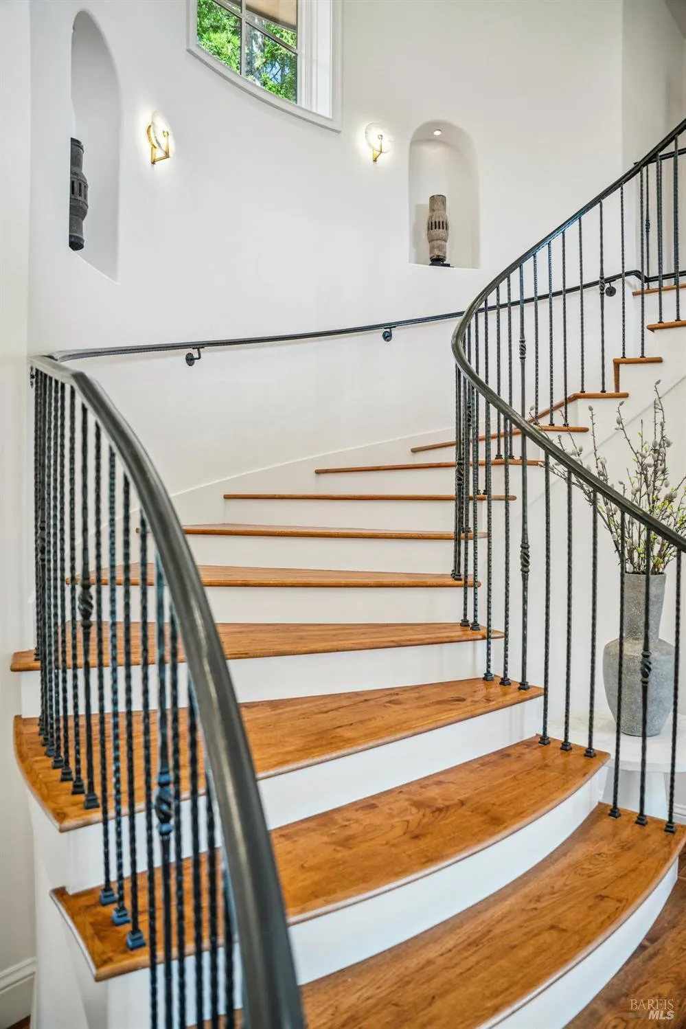 65 Rock Road Kentfield, CA 94904