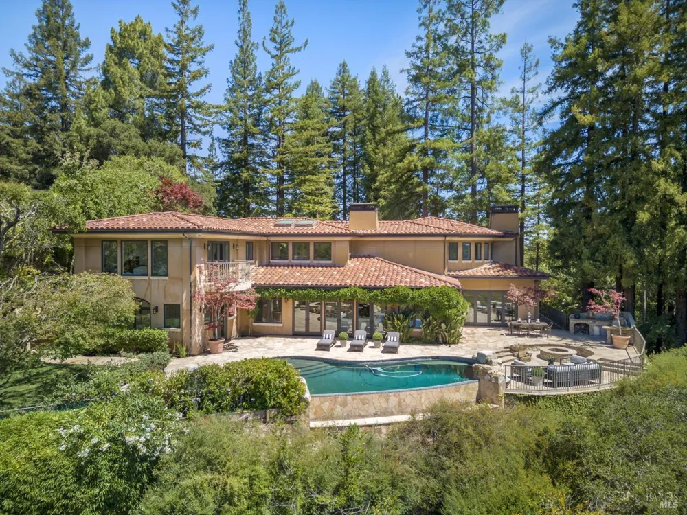 65 Rock Road Kentfield, CA 94904