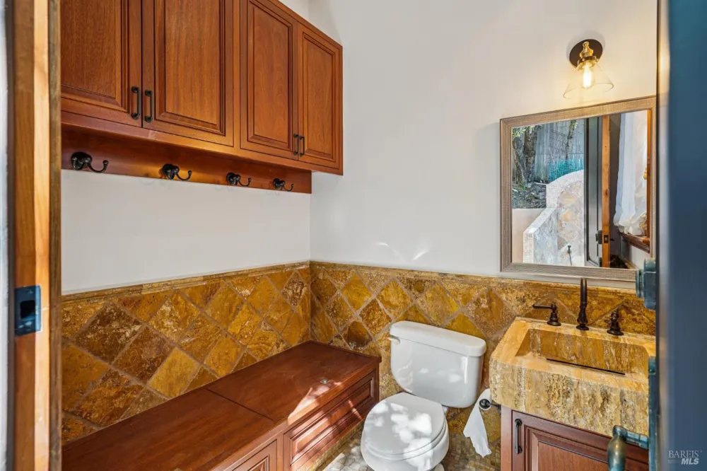 65 Rock Road Kentfield, CA 94904