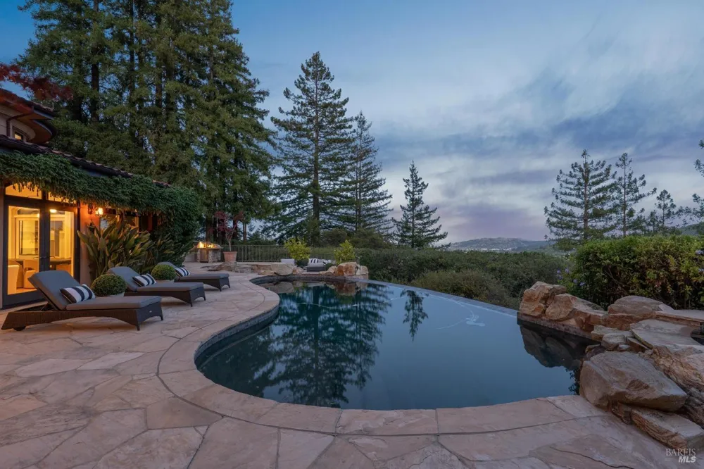 65 Rock Road Kentfield, CA 94904