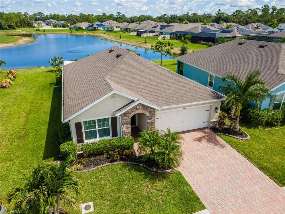 8908 Cascade Price Circle North Fort Myers, FL 33917