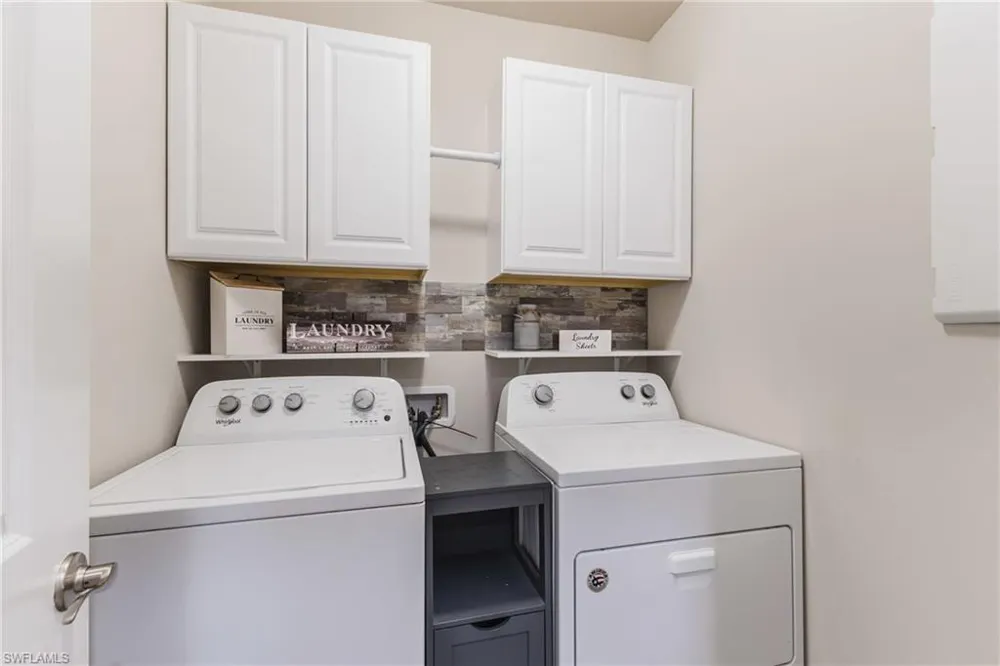 8908 Cascade Price Circle North Fort Myers, FL 33917
