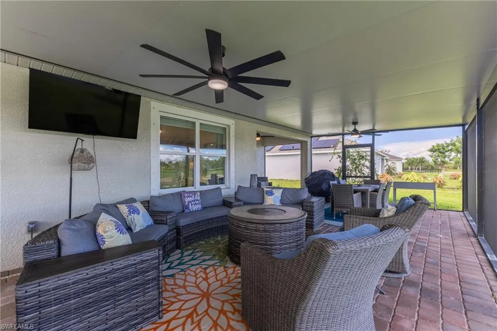 8908 Cascade Price Circle North Fort Myers, FL 33917