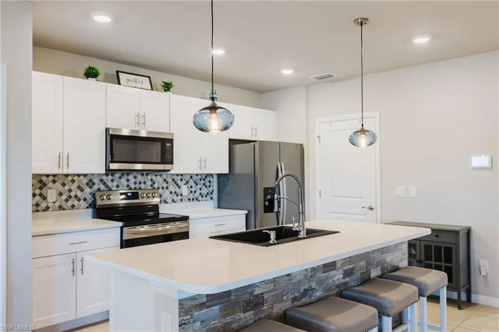 8908 Cascade Price Circle North Fort Myers, FL 33917