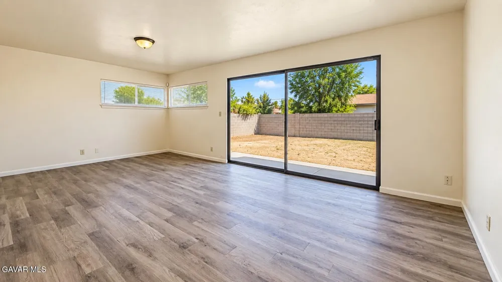 521 E Lingard Street Lancaster, CA 93535