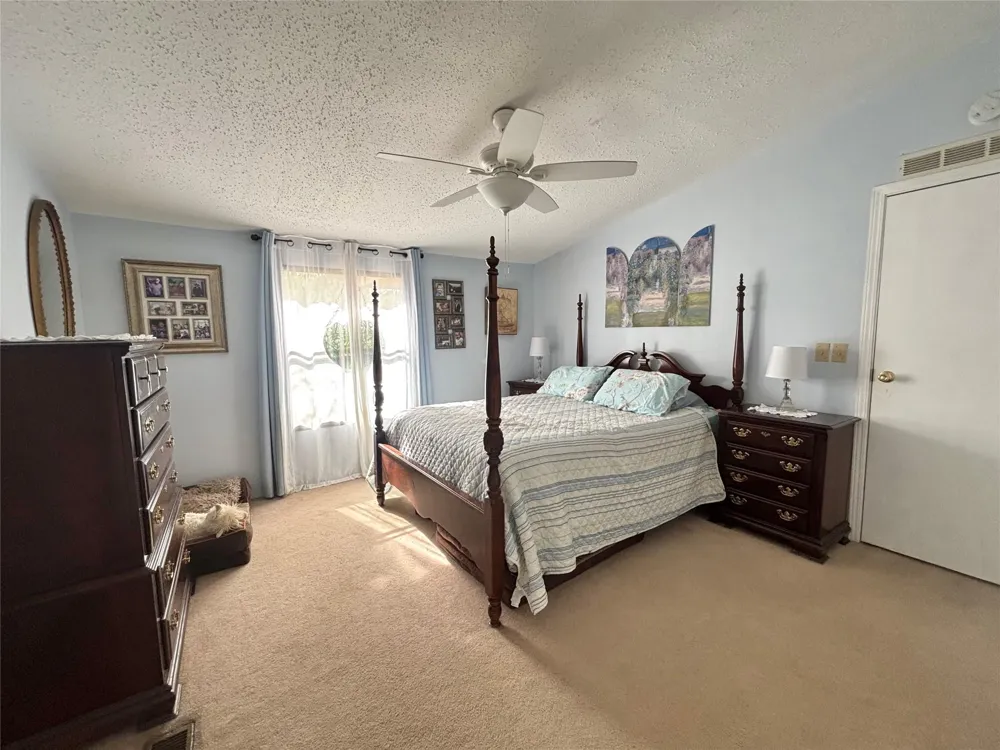 908 Pitzer Street Colmesneil, TX 75938