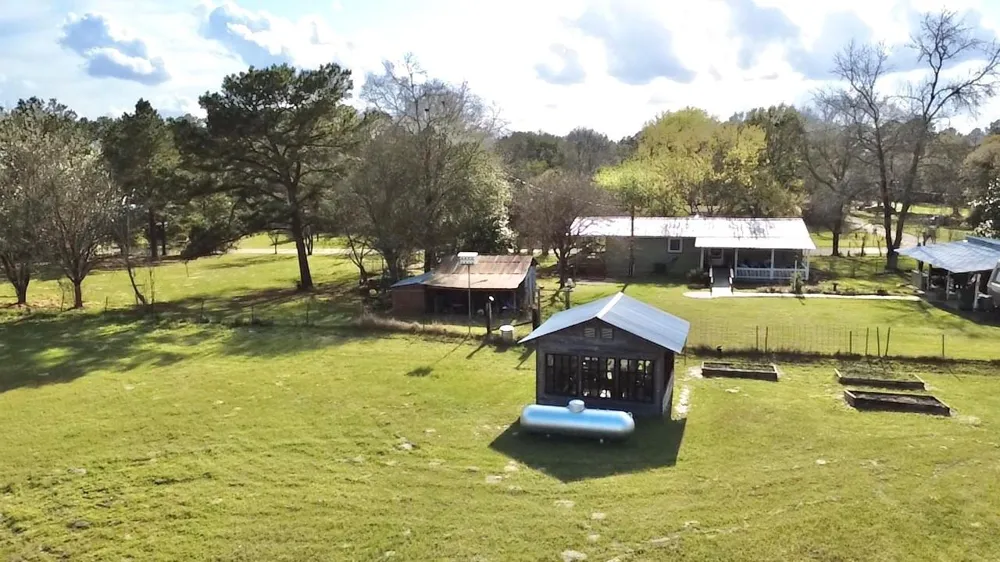 908 Pitzer Street Colmesneil, TX 75938