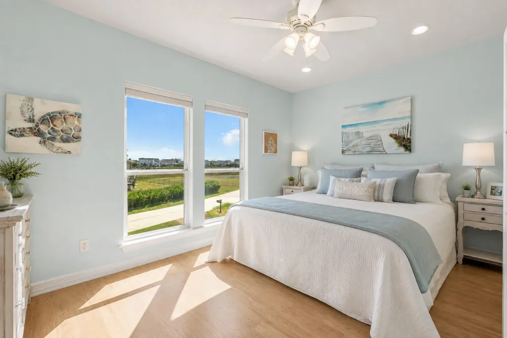 314 Windward Way Tiki Island, TX 77554