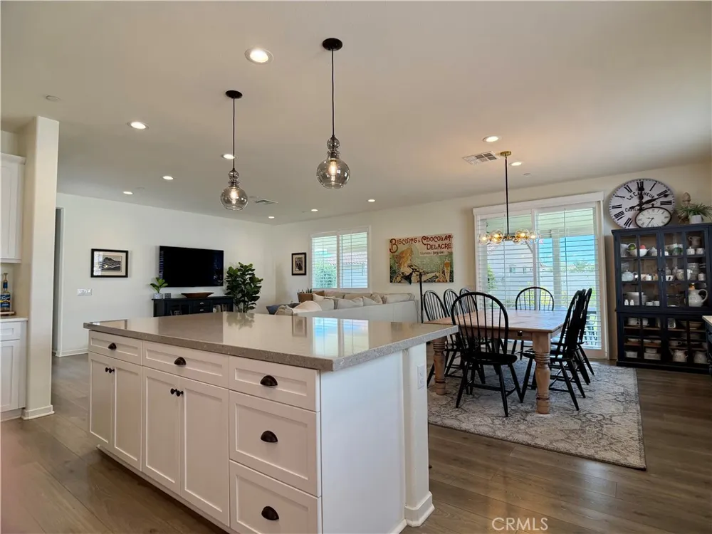 34471 Silky Dogwood Winchester, CA 92596