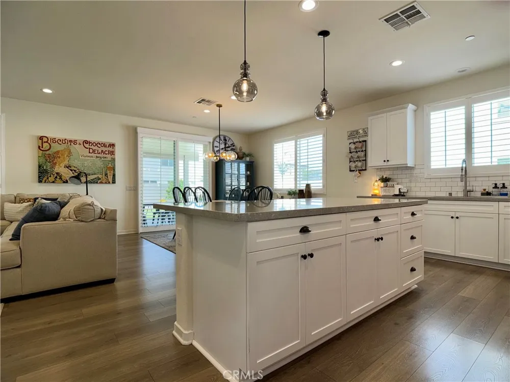 34471 Silky Dogwood Winchester, CA 92596