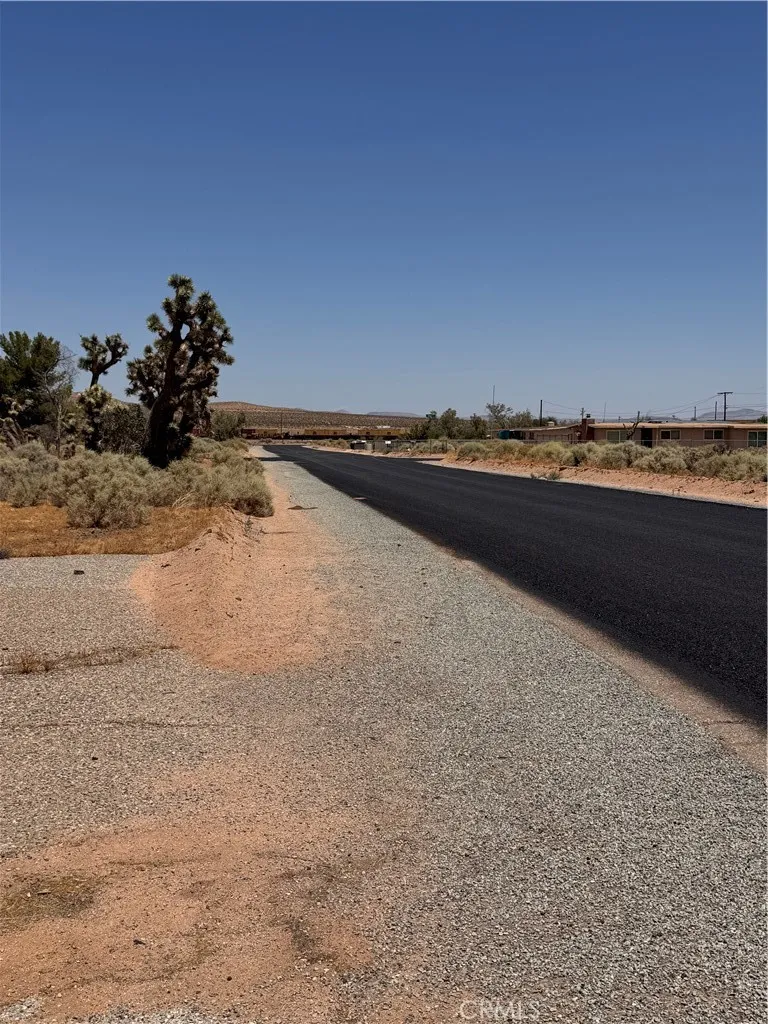 Park Avenue Hinkley, CA 92347